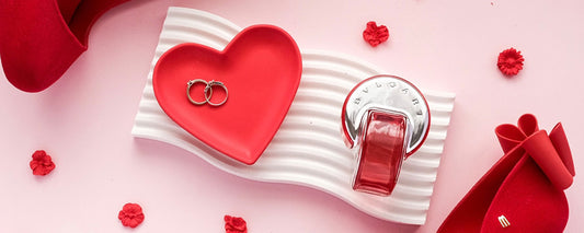 RED heart jewellery tray