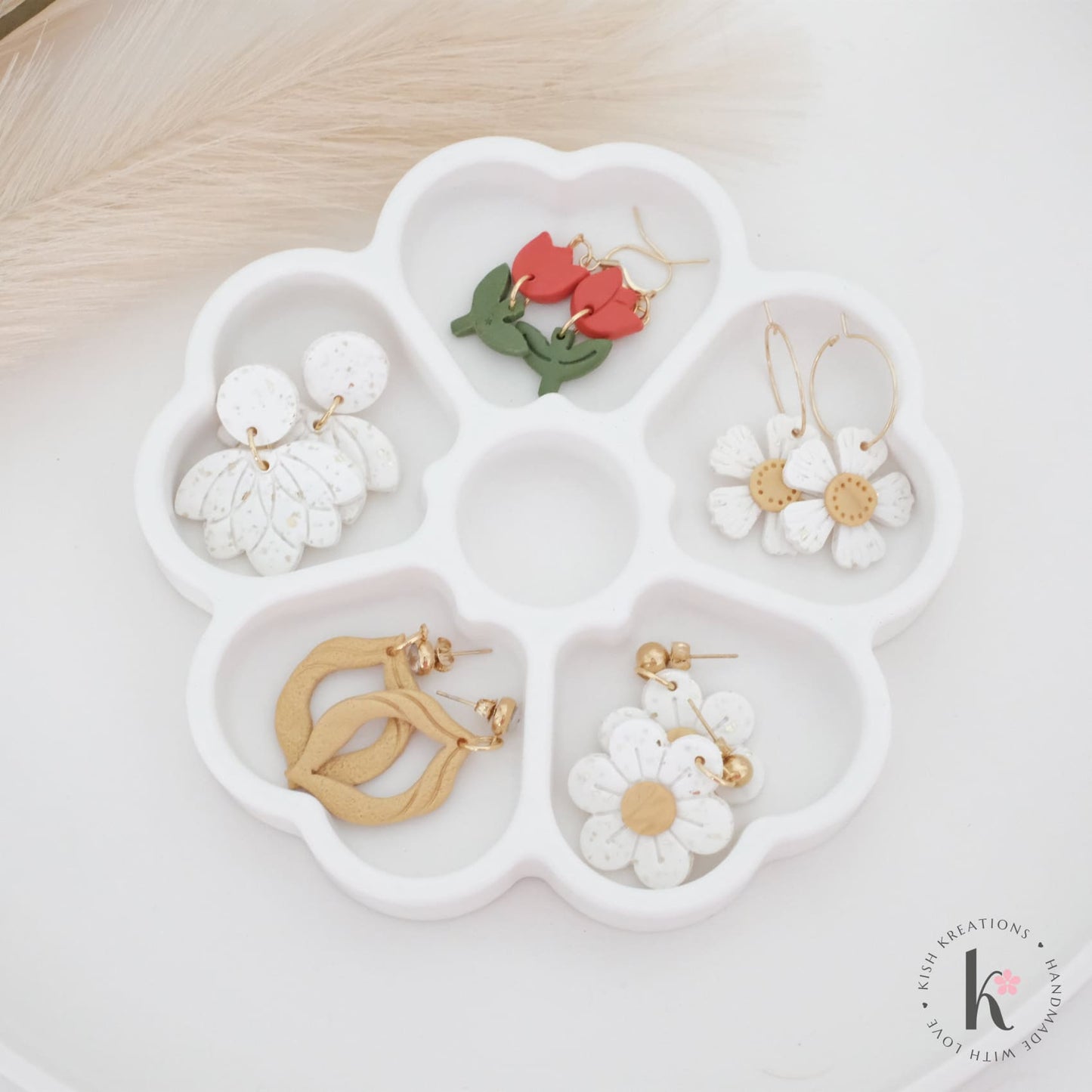 Blossom Multi-compartment Tray | Plain Design - Kish Kreations - Blossom Dish, Flower Dish, Homewares, Jewellery Dish, Jewellery Tray, Personalised Ring Dish Australia, Personalised Tray, trinket dish, Trinket Trays - blossom-multi-compartment-tray-plain-design