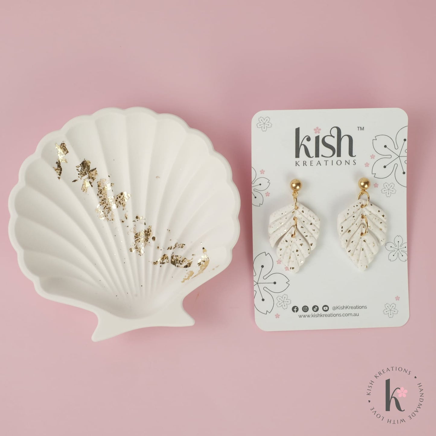 [Bundle] White Elegant Feerie Dangle Earrings with Matching Shell Jewellery Dish - Kish Kreations - Bundle, Polymer Clay Earrings - bundle-white-elegant-feerie-dangle-earrings-with-matching-shell-jewellery-dish