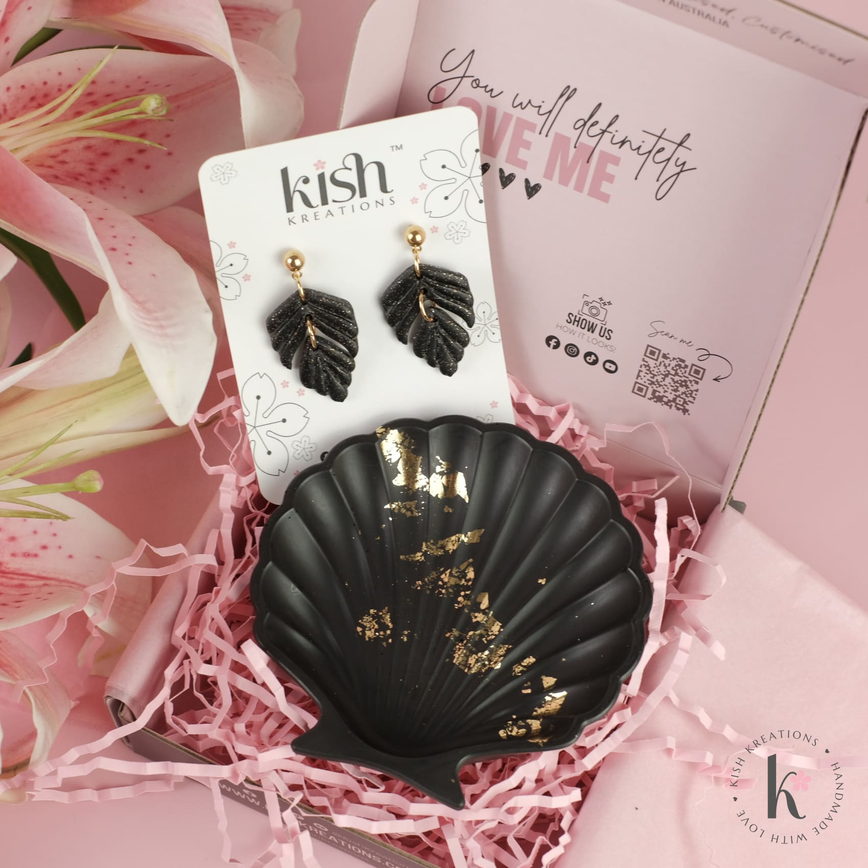 [Bundle] Black Elegant Feerie Dangle Earrings with Matching Shell Jewellery Dish - Kish Kreations - Bundle, Polymer Clay Earrings - bundle-black-elegant-feerie-dangle-earrings-with-matching-shell-jewellery-dish