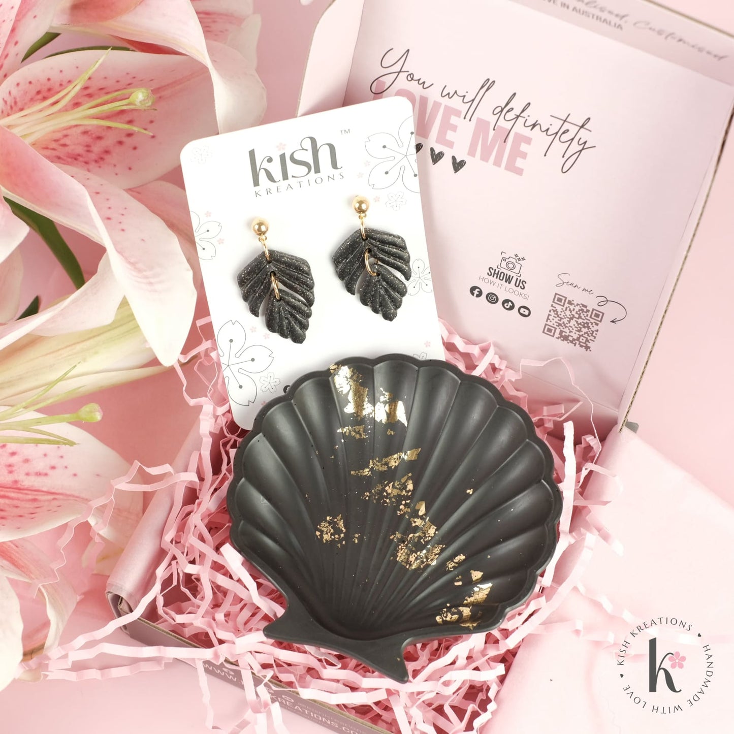 [Bundle] Black Elegant Feerie Dangle Earrings with Matching Shell Jewellery Dish - Kish Kreations - Bundle, Polymer Clay Earrings - bundle-black-elegant-feerie-dangle-earrings-with-matching-shell-jewellery-dish