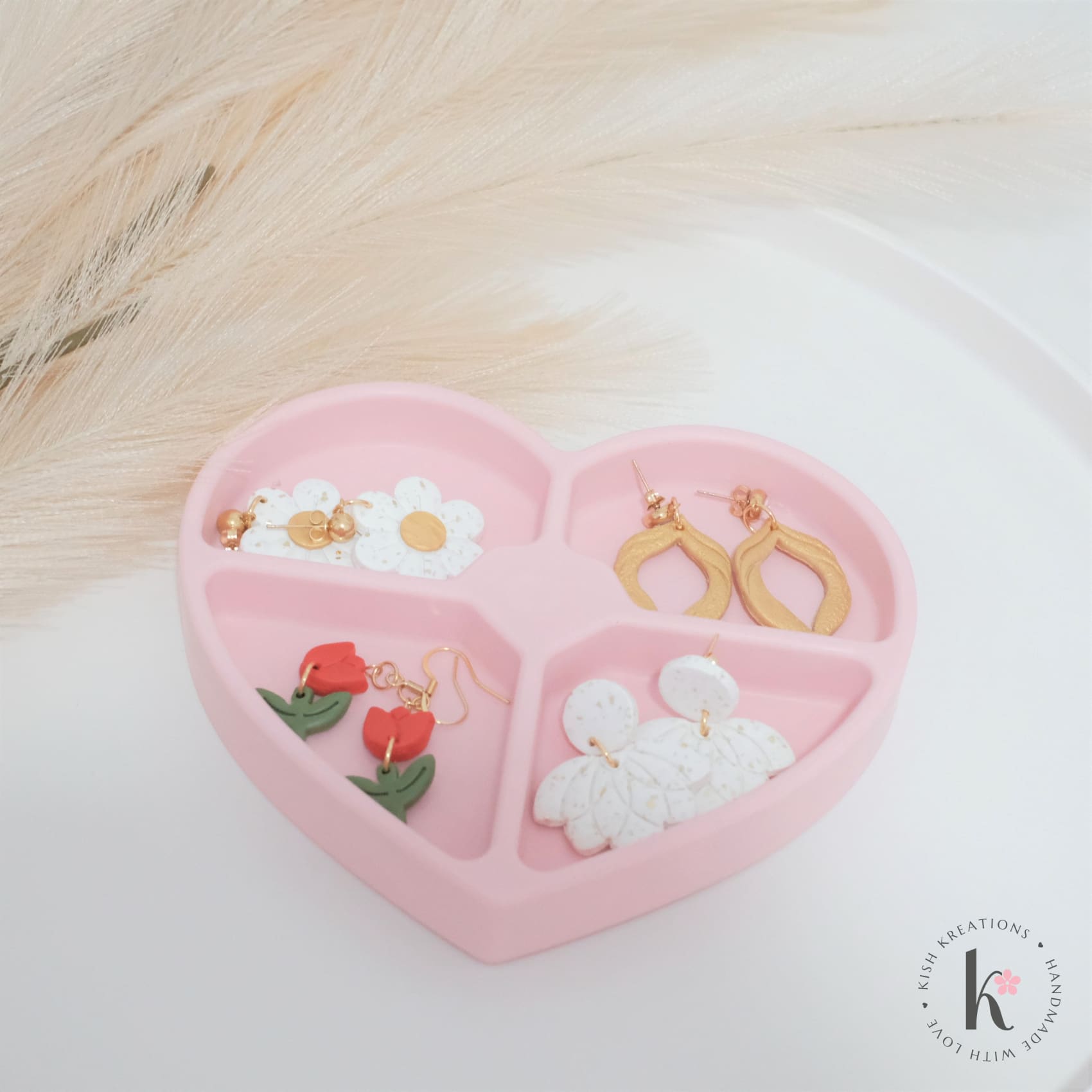 Heart Multi-compartment Tray | Plain Design - Kish Kreations - Blossom Dish, Flower Dish, Homewares, Jewellery Dish, Jewellery Tray, Personalised Ring Dish Australia, Personalised Tray, trinket dish, Trinket Trays - heart-multi-compartment-tray-plain-design