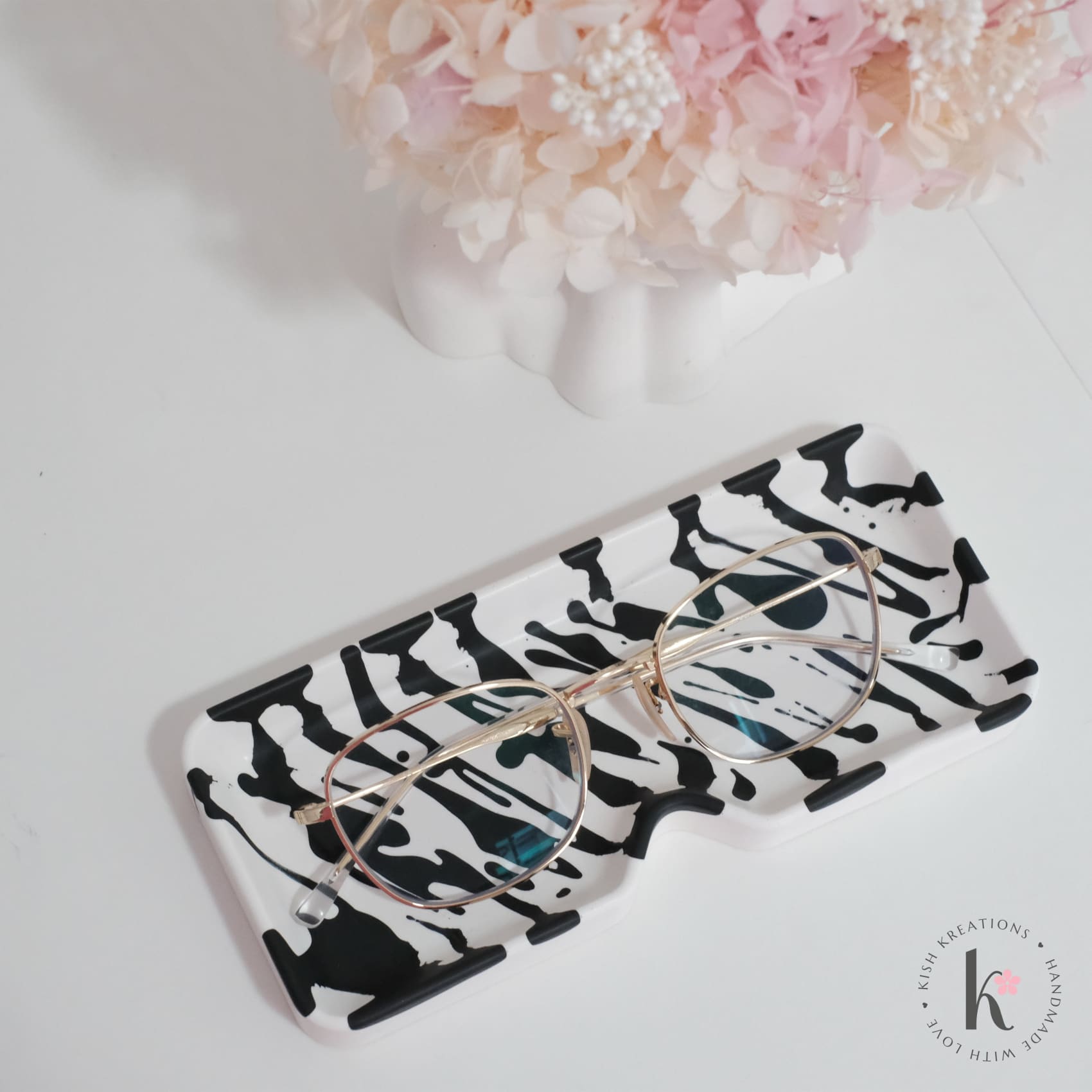 Shades Tray | Zebra Design - Kish Kreations - Birthday Gifts, eyeglasses organiser, Eyewear tray, Gift for the guys, Homewares, jewellery trinket dish, sunglass organiser, Trinket Trays - shades-tray-zebra-design