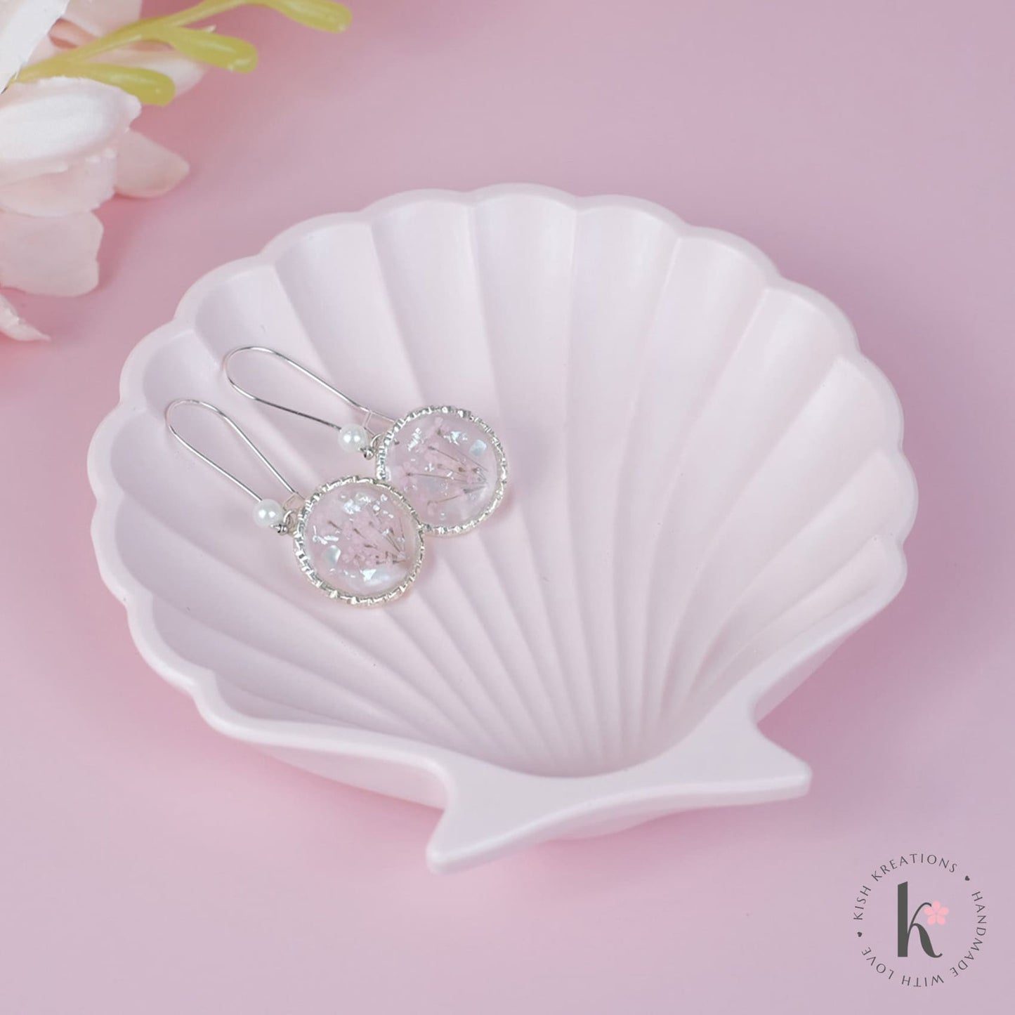 Shell Trinket Dish | Plain Design - Kish Kreations - Birthday Gifts, Coastal Decor Australia, Gifts under $15, Gifts under $20, Hamptons Decor Australia, Handmade Gifts in Australia, Homewares, Shell Dish, Trinket Trays - shell-trinket-dish